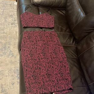 This beautiful sexy two piece set of short top plus a high waisted pencil skirt.